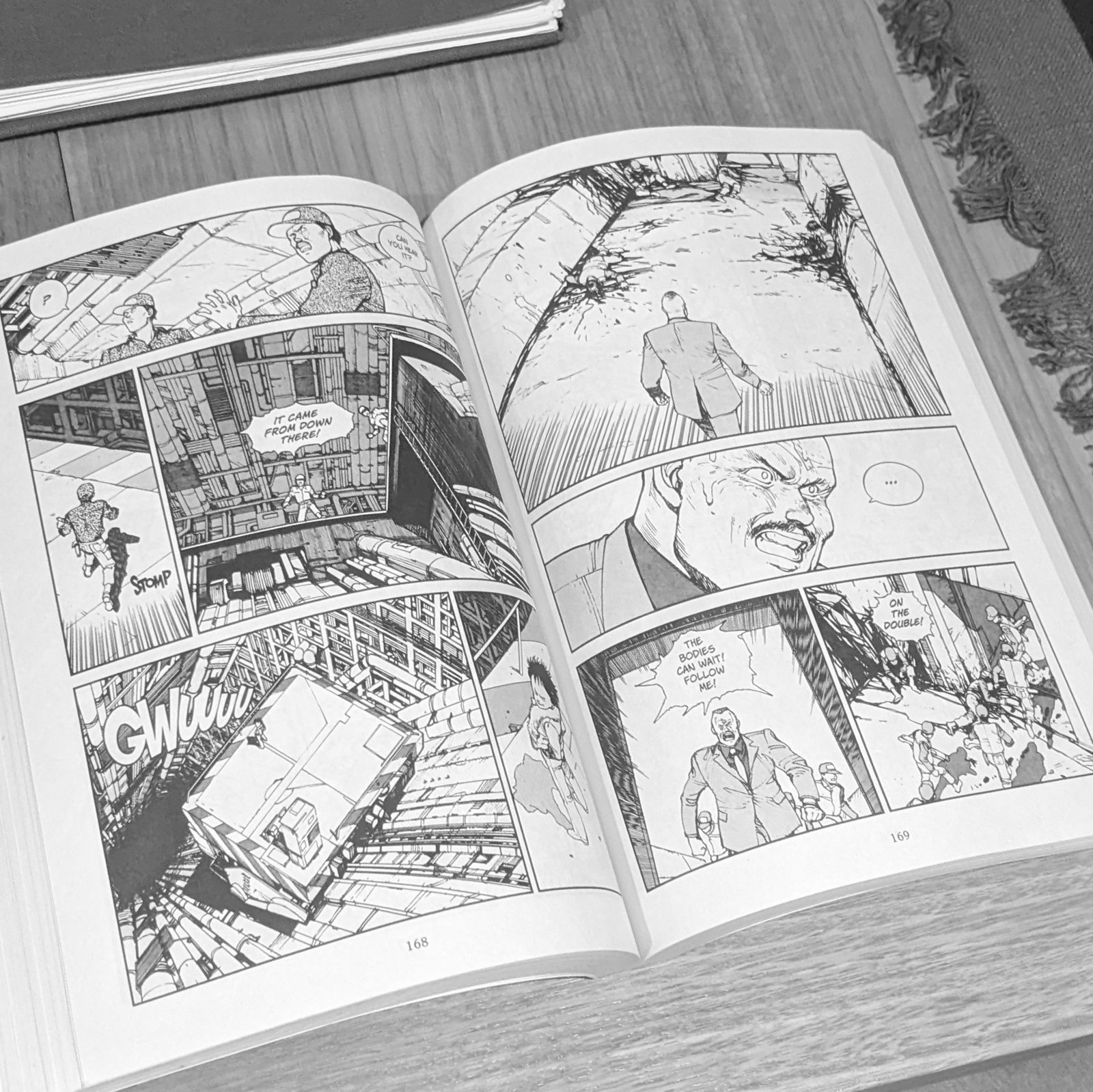 Comics and visual priority Comics and visual priority